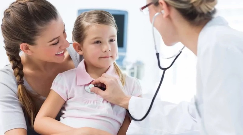 Внимание и забота: роль педиатра в сохранении здоровья детей
