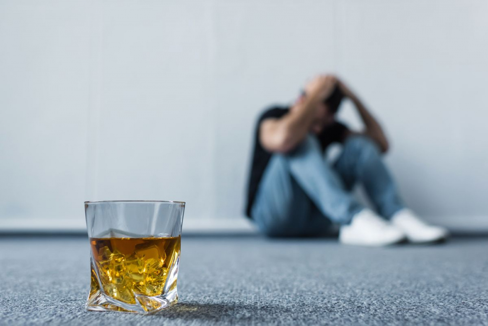 Алкоголізм: Лікування залежності в Наркологічній клініці Олега Василенко