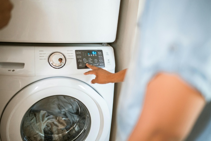 Хімчистка або прання: що краще вибрати