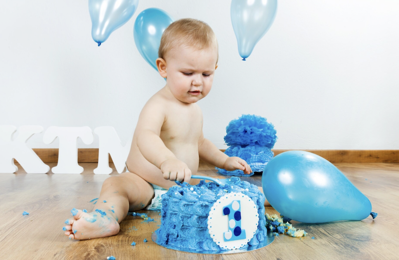 Гарні привітання на 1 рочок хлопчику від мами, бабусі, хресної